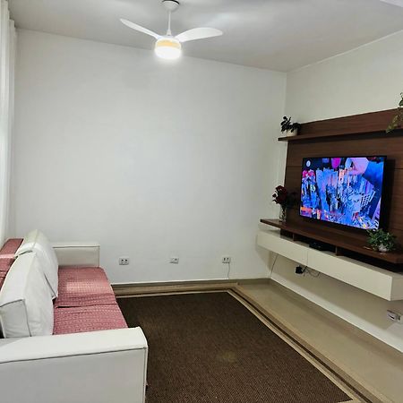 Вілла Casa Compacta Com Piscina Гуаружа Екстер'єр фото