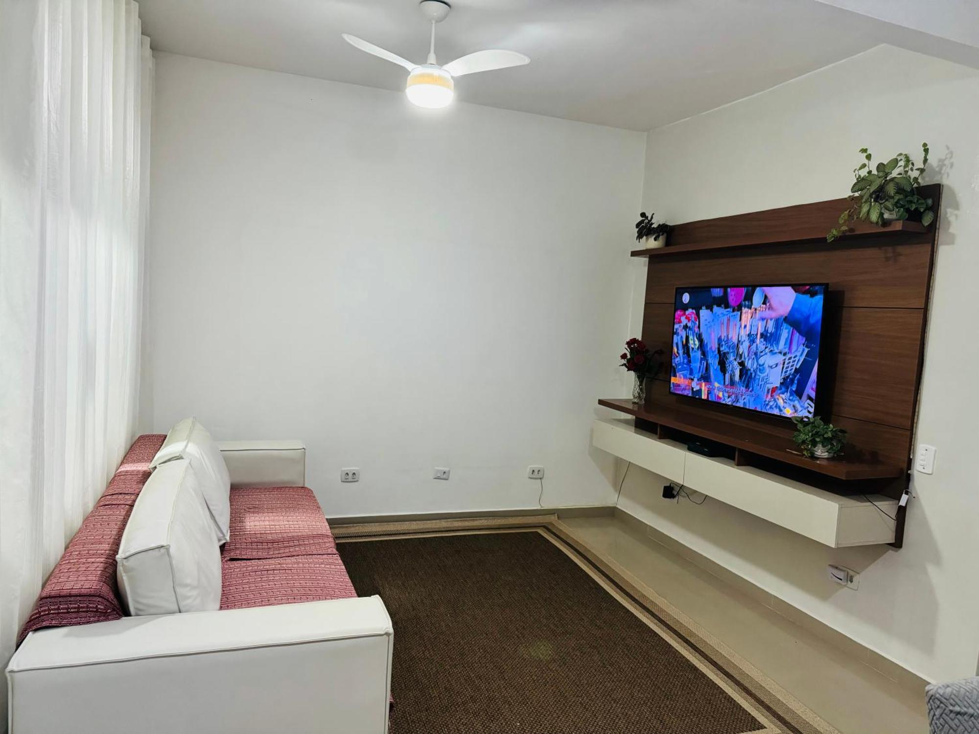 Вілла Casa Compacta Com Piscina Гуаружа Екстер'єр фото